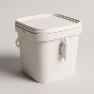 Aerated Bait Bucket, 8 qt